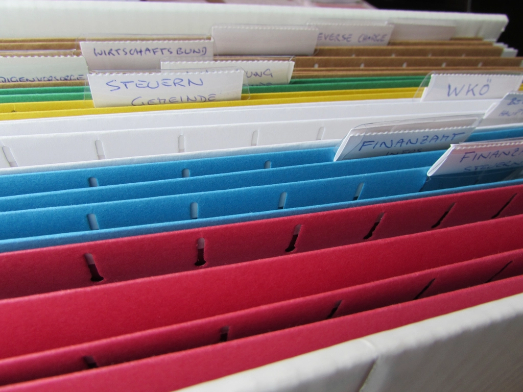 How to Switch Accounting Providers in China Without Losing Your Books