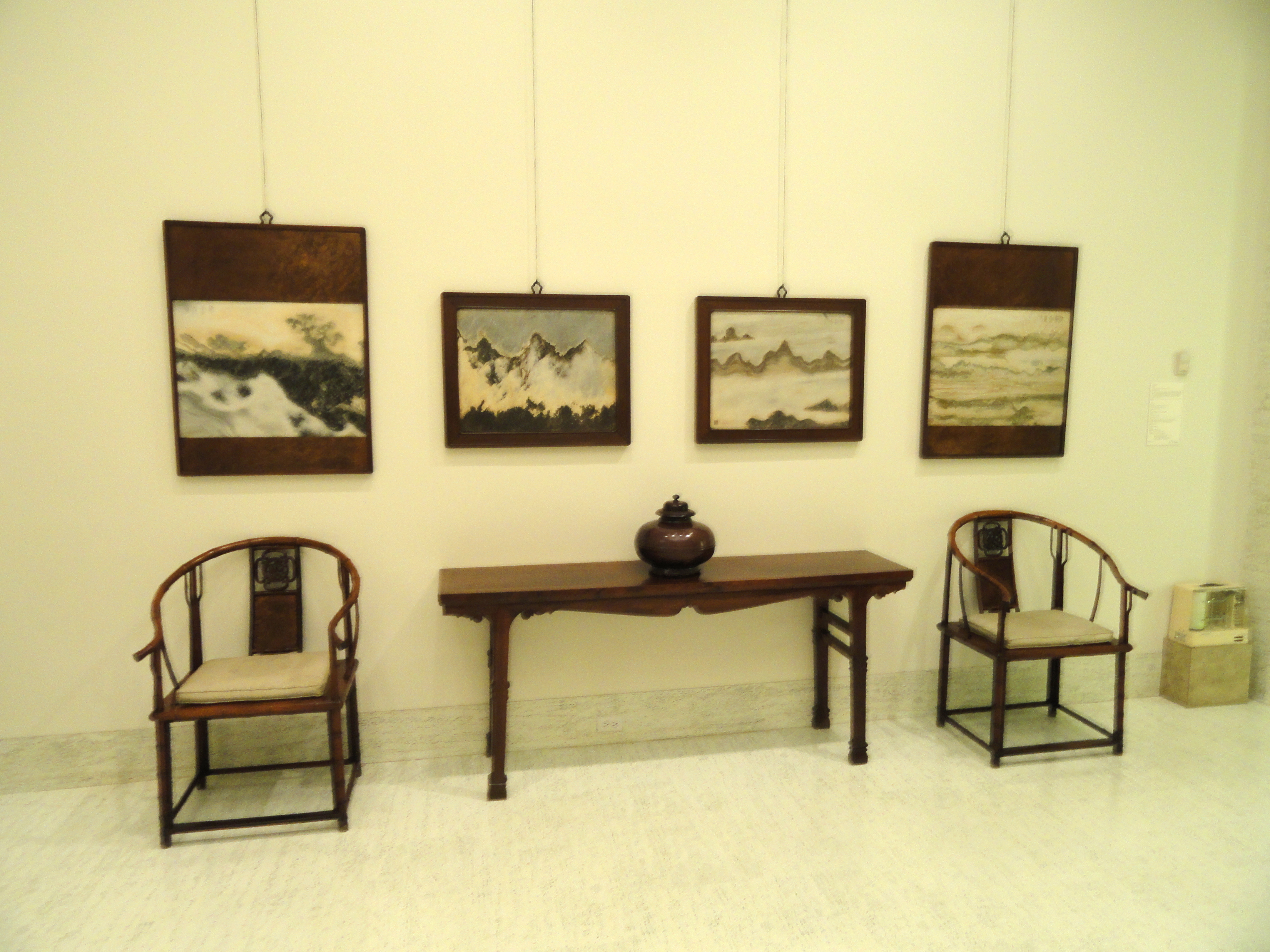 佛山家具展厅的样品,是放库存还是转固定资产?